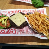 Photo taken at Smashburger by Absynthe M. on 2/24/2015