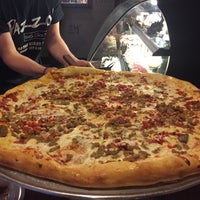 Foto diambil di Pazzo Big Slice Pizza oleh N. A. pada 4/16/2016