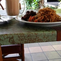 Review KDE Sports Cafe