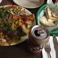 Photo prise au Taste In Mediterranean Food par LonelyBob a. le1/13/2015