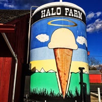 10/24/2016 tarihinde Khürt W.ziyaretçi tarafından Halo Farm'de çekilen fotoğraf