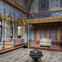 รูปภาพถ่ายที่ Topkapı Sarayı Harem Dairesi โดย Jacob W. เมื่อ 11/11/2023