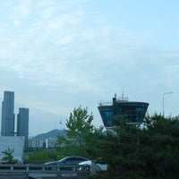 Photo taken at Dongjak Bridge by shutterbug b. on 5/13/2022