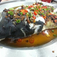 11/7/2015에 Catrina T.님이 Fatty Bak Kut Teh &amp;amp; Steamed Fish Head에서 찍은 사진