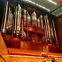 Foto tomada en Morton H. Meyerson Symphony Center  por Caleb M. el 5/25/2013