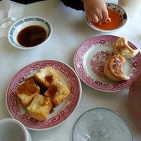 11/2/2013에 Xiaofang W.님이 Green Tea Chinese Restaurant에서 찍은 사진