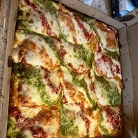 4/1/2022 tarihinde Brian M.ziyaretçi tarafından Krispy Pizza'de çekilen fotoğraf