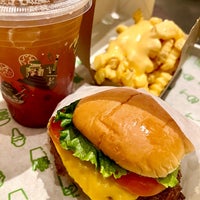 Photo taken at Shake Shack by Jessica L. on 11/30/2022