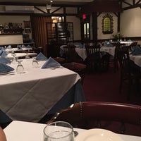 Foto tirada no(a) Danny&amp;#39;s French Cuisine por Jessica L. em 5/21/2016