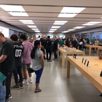 Photo taken at Apple CoolSprings Galleria by Philip R. on 5/28/2018