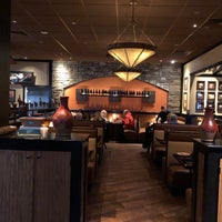 Photo taken at LongHorn Steakhouse by Philip R. on 1/27/2018