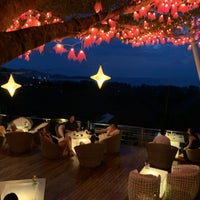11/8/2019에 Ed W.님이 360° Bar at The Pavillions Phuket에서 찍은 사진