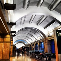 John Wayne Airport 725個のtips