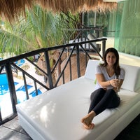 12/13/2019 tarihinde Stu K.ziyaretçi tarafından El Dorado Casitas Royale Resort'de çekilen fotoğraf