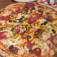 Das Foto wurde bei Double Zero Pizzeria von Hamd N. am 5/23/2022 aufgenommen