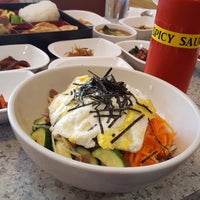 Снимок сделан в Asian Kitchen Korean Cuisine пользователем Balisong B. 5/6/2016