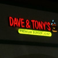 Photo taken at Dave &amp;amp; Tony&amp;#39;s Premium Burger Joint by Balisong B. on 11/22/2017