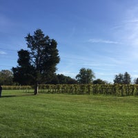 Foto diambil di Buckingham Valley Vineyard &amp;amp; Winery oleh Jen D. pada 10/22/2017