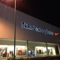 Nike Factory Store - Tienda de artículos deportivos