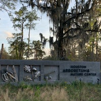 Photo taken at Houston Arboretum &amp;amp; Nature Center by Hoa V. on 12/17/2021
