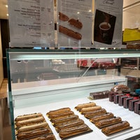 Photo taken at La Maison du Chocolat by Anne on 10/20/2022