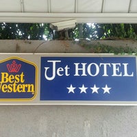 Foto tirada no(a) Best Western Jet Hotel por Ronin 💃 F. em 9/23/2015