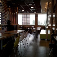 Foto tomada en McDonald&amp;#39;s  por sjoukje d. el 10/29/2012