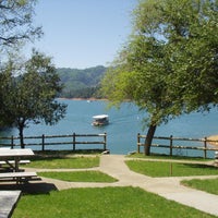 Foto scattata a Lake Shasta Caverns da Lake Shasta Caverns il 12/31/2014