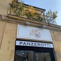 Das Foto wurde bei Sciura Maria, panzerotti pugliesi von Kristina am 2/9/2019 aufgenommen