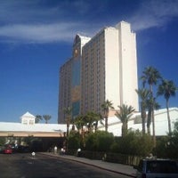 Снимок сделан в River Palms Resort Hotel &amp;amp; Casino пользователем Vselena T. 11/3/2012