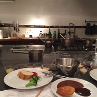 Foto tomada en La Cuisine Paris  por Da Jung K. el 12/16/2015