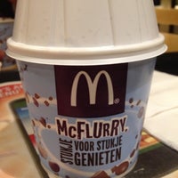 Photo prise au McDonald&amp;#39;s par Esther d. le11/17/2012