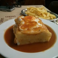 Foto tomada en Café Atenas  por Lucio A. el 11/13/2014