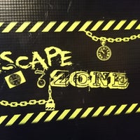 รูปภาพถ่ายที่ Escape Zone - The live escape game โดย Stoyan B. เมื่อ 10/30/2017