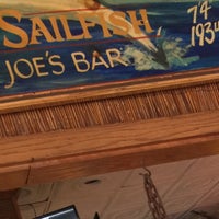 Photo prise au Noisy Oyster Seafood Restaurant par Joe N. le5/26/2018