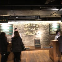 รูปภาพถ่ายที่ Jameson Distillery Bow St. โดย Angel R. เมื่อ 4/10/2018