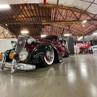 Foto diambil di California Auto Museum oleh Vicky T. pada 2/28/2022