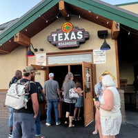 Photo taken at Texas Roadhouse by Tim B. on 9/26/2022