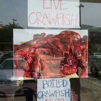 รูปภาพถ่ายที่ Cajun Crawfish #1 โดย Karen L. เมื่อ 4/28/2013