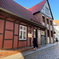 รูปภาพถ่ายที่ Torschließerhaus โดย geheimtip ʞ. เมื่อ 9/2/2021