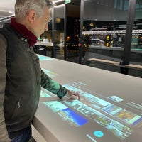 Foto diambil di Tourist Information Center - Visit Gent oleh geheimtip ʞ. pada 12/27/2022