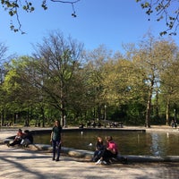 Photo taken at Fontaine du Parc de Bruxelles / Fontein Warandepark by geheimtip ʞ. on 4/18/2019