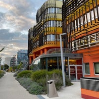 Photo taken at Wirtschaftsuniversität Wien by geheimtip ʞ. on 9/30/2023