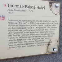 รูปภาพถ่ายที่ Thermae Palace โดย geheimtip ʞ. เมื่อ 12/30/2023