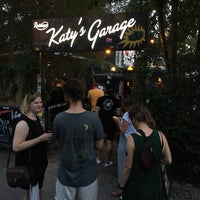 Photo taken at Katy&amp;#39;s Garage by geheimtip ʞ. on 9/16/2020