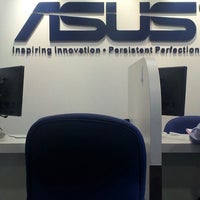 Photo taken at ASUS Service Centre by Shaiani R. on 2/18/2013
