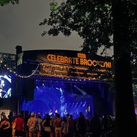 Photo taken at The Bandshell / Celebrate Brooklyn! by Jason F. on 7/28/2023