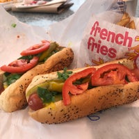 Photo taken at Morrie O&amp;#39;Malley&amp;#39;s Hot Dogs by Dereald M. on 7/19/2018