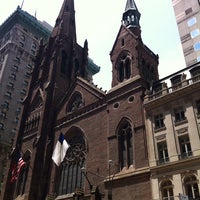 Photo taken at Fifth Avenue Presbyterian Church by Randall G. on 6/18/2013