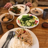 Photo taken at Thanon Khao San by 🚩Satang In Melbourne 🇦🇺 . on 4/15/2019